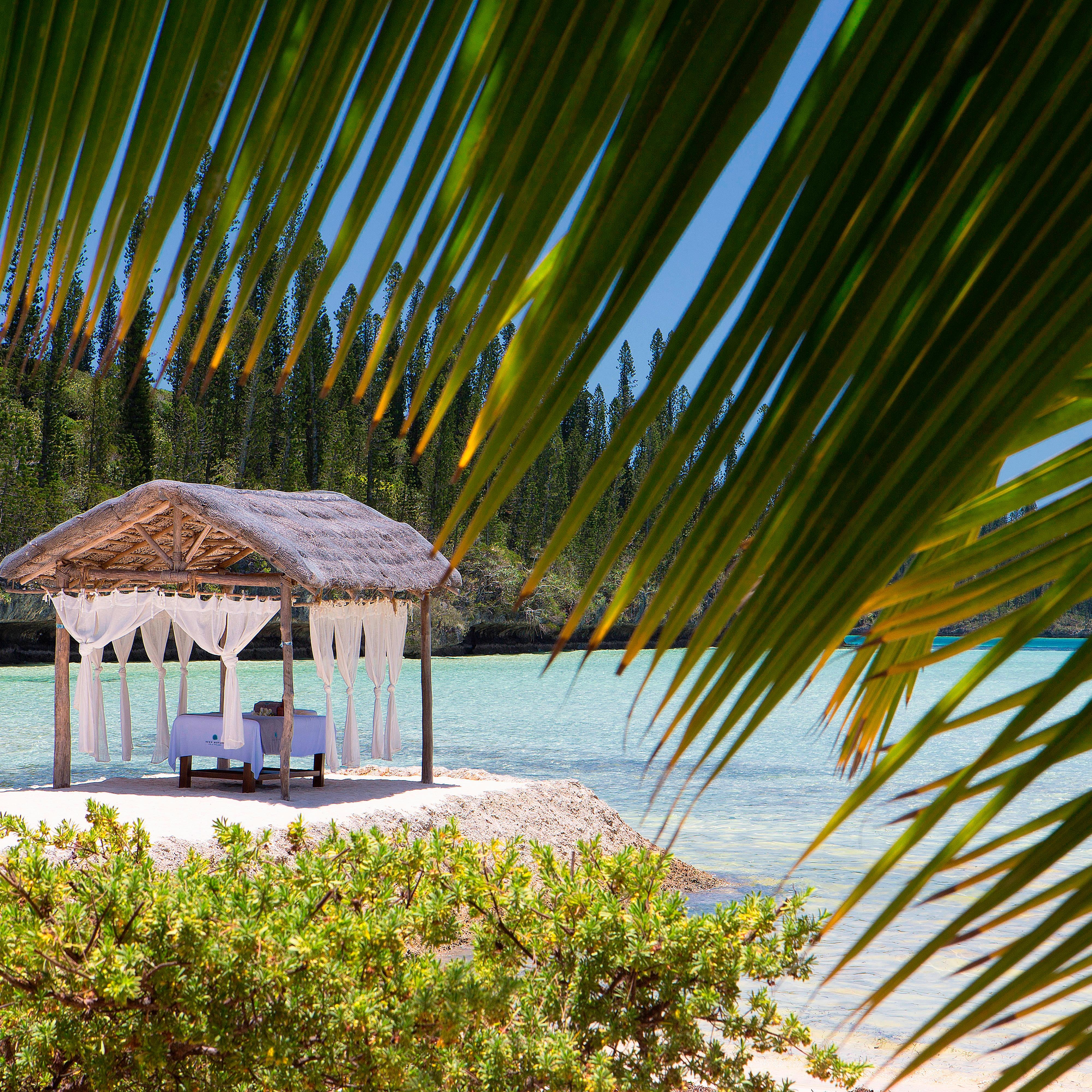 Massage Faré on the Beach