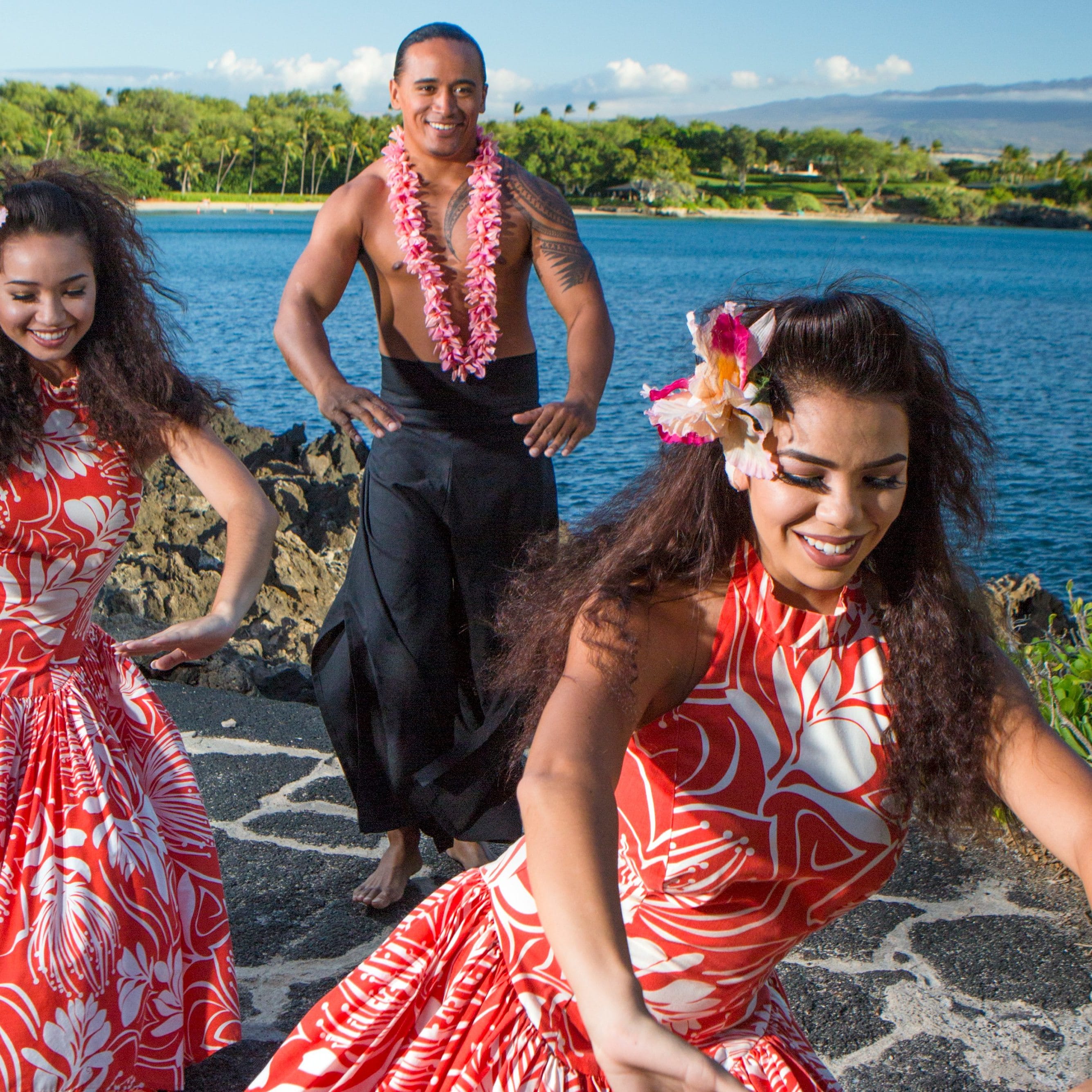 マリエモーン　ルアウ・ハワイアンコンビネーションエリクサー他 Mauna Kea Luau | Kohala Coast Restaurant | Marriott Bonvoy