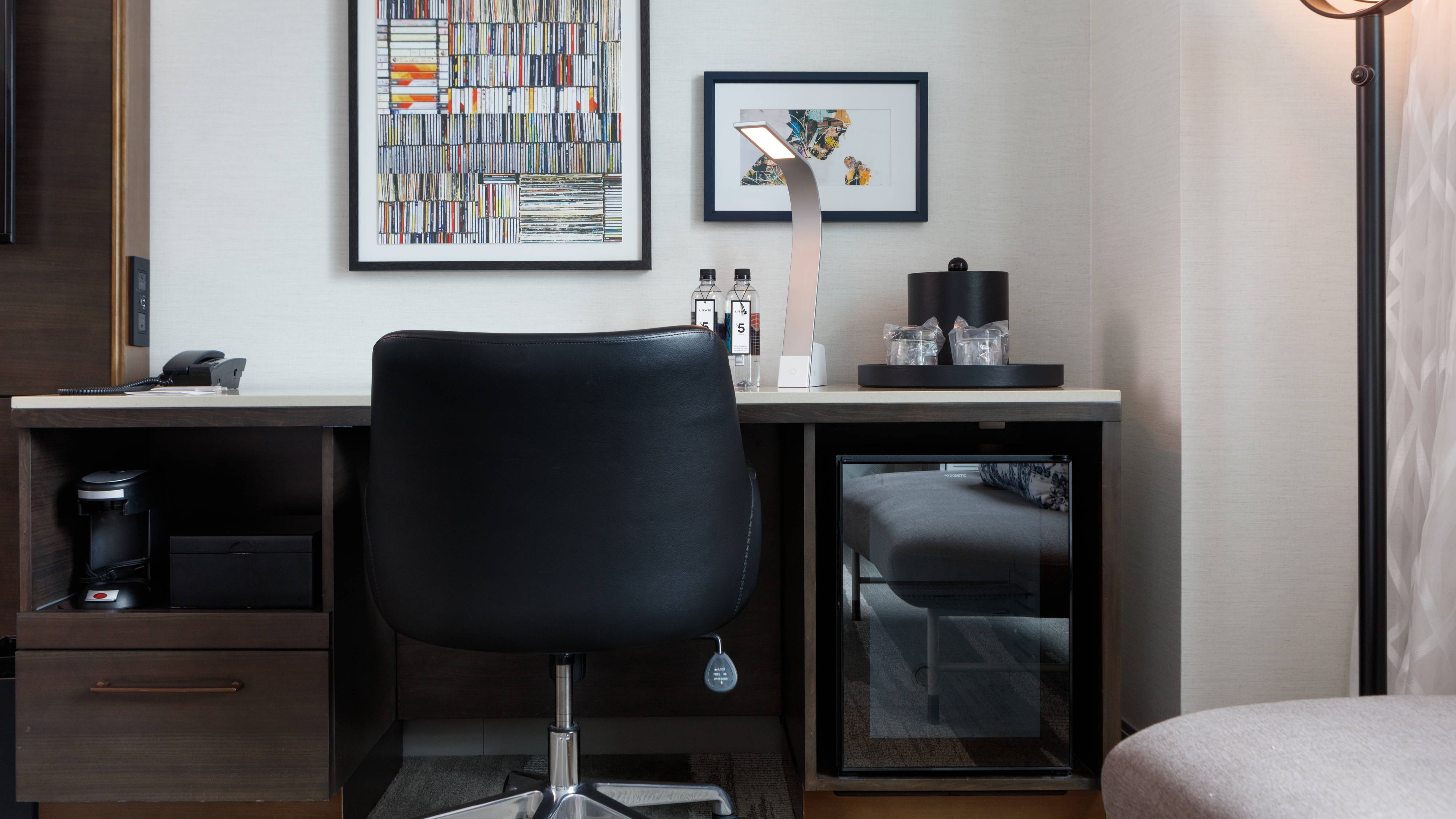 Guest room