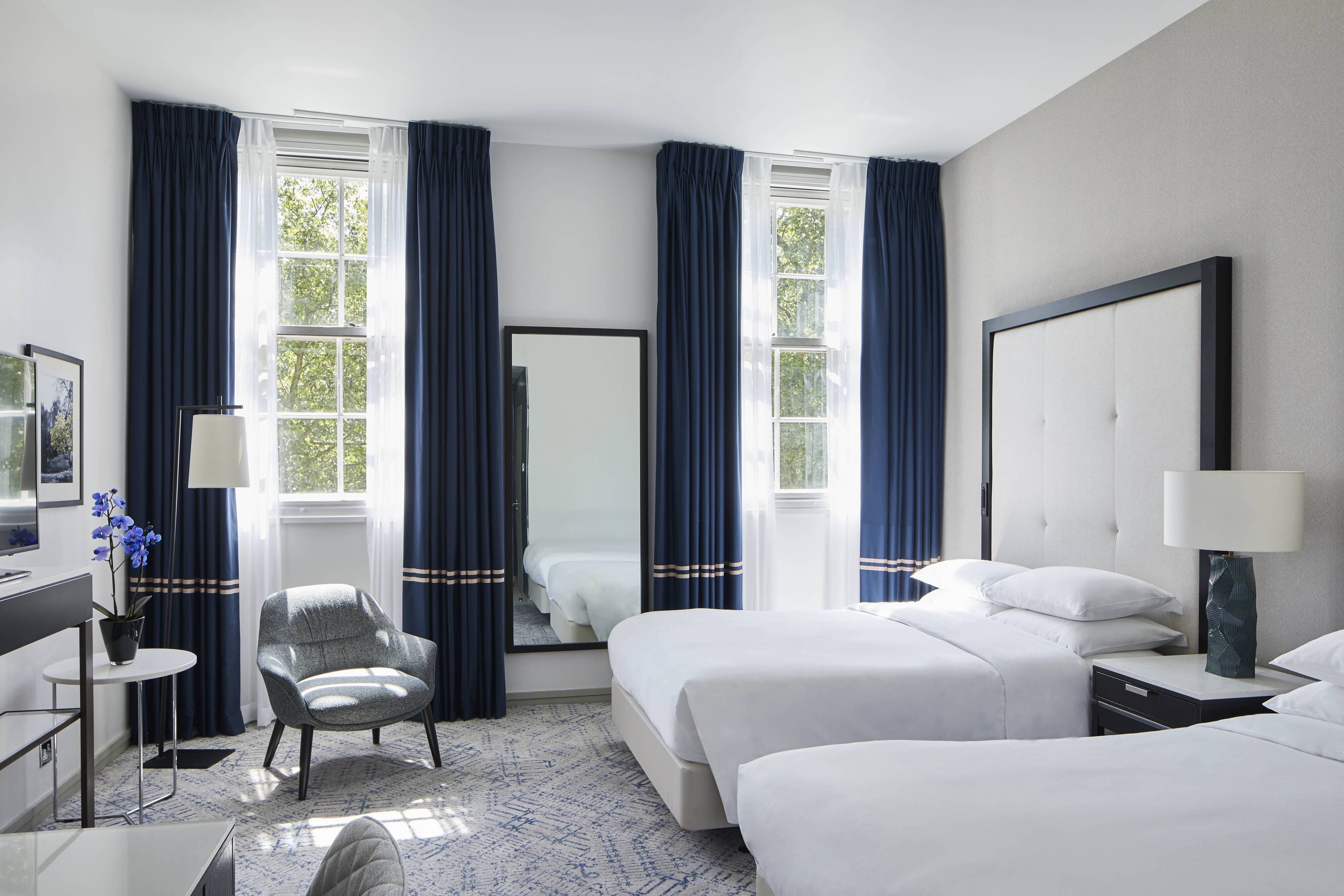 Guest room