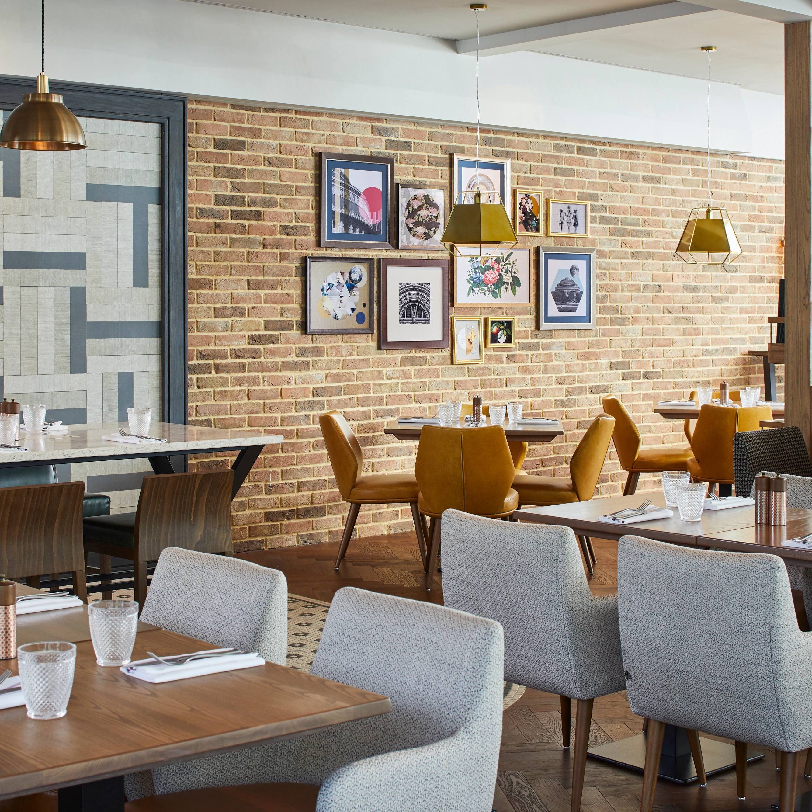 Restaurant dining room