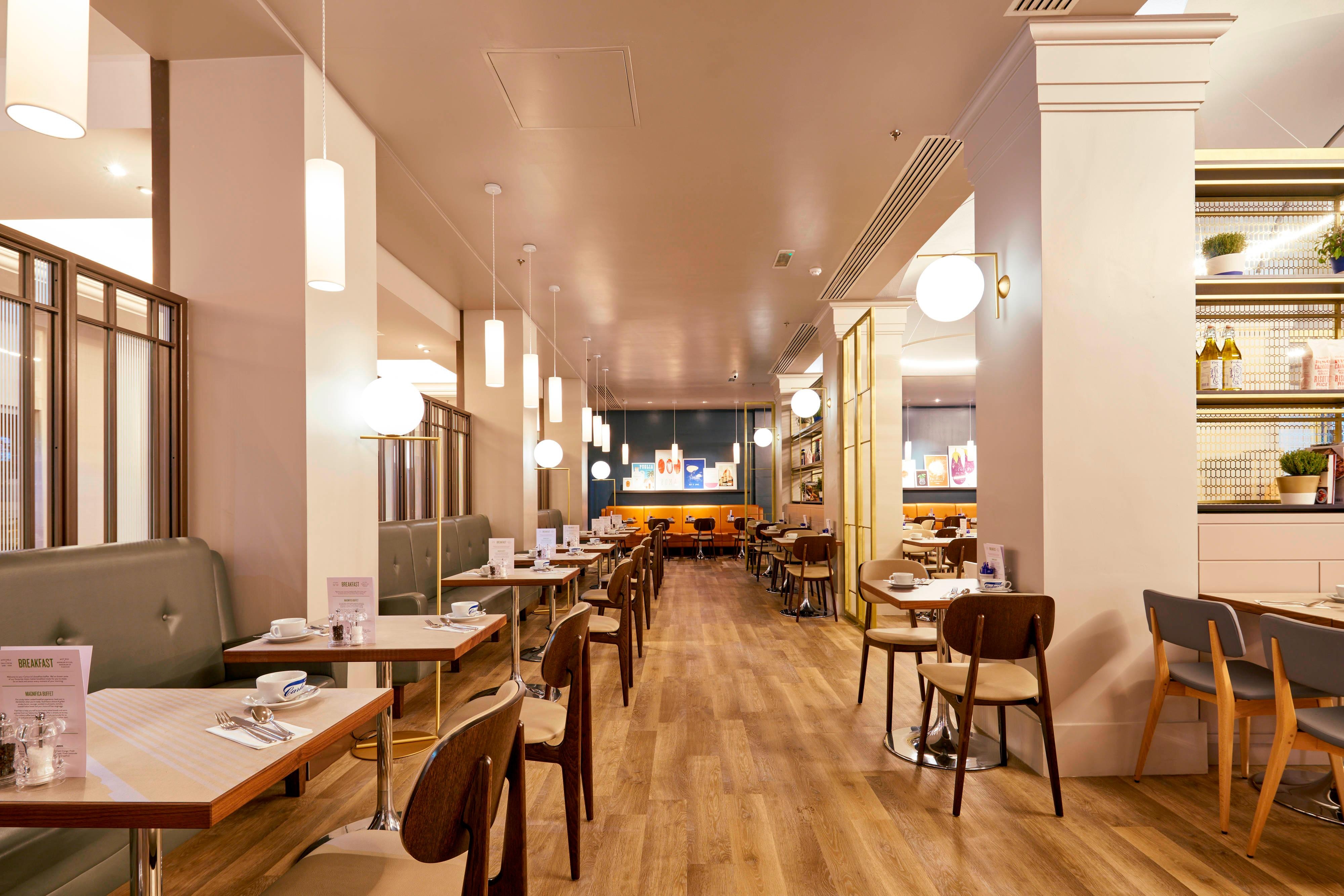 Restaurant dining room