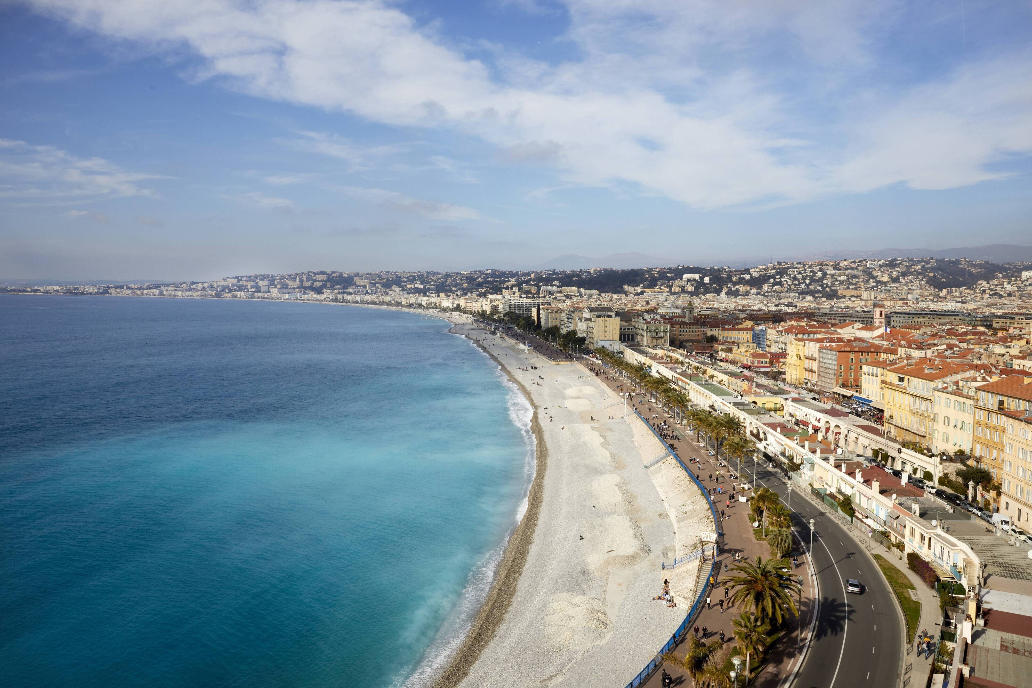 Vue sure Nice et la promenade des Anglais