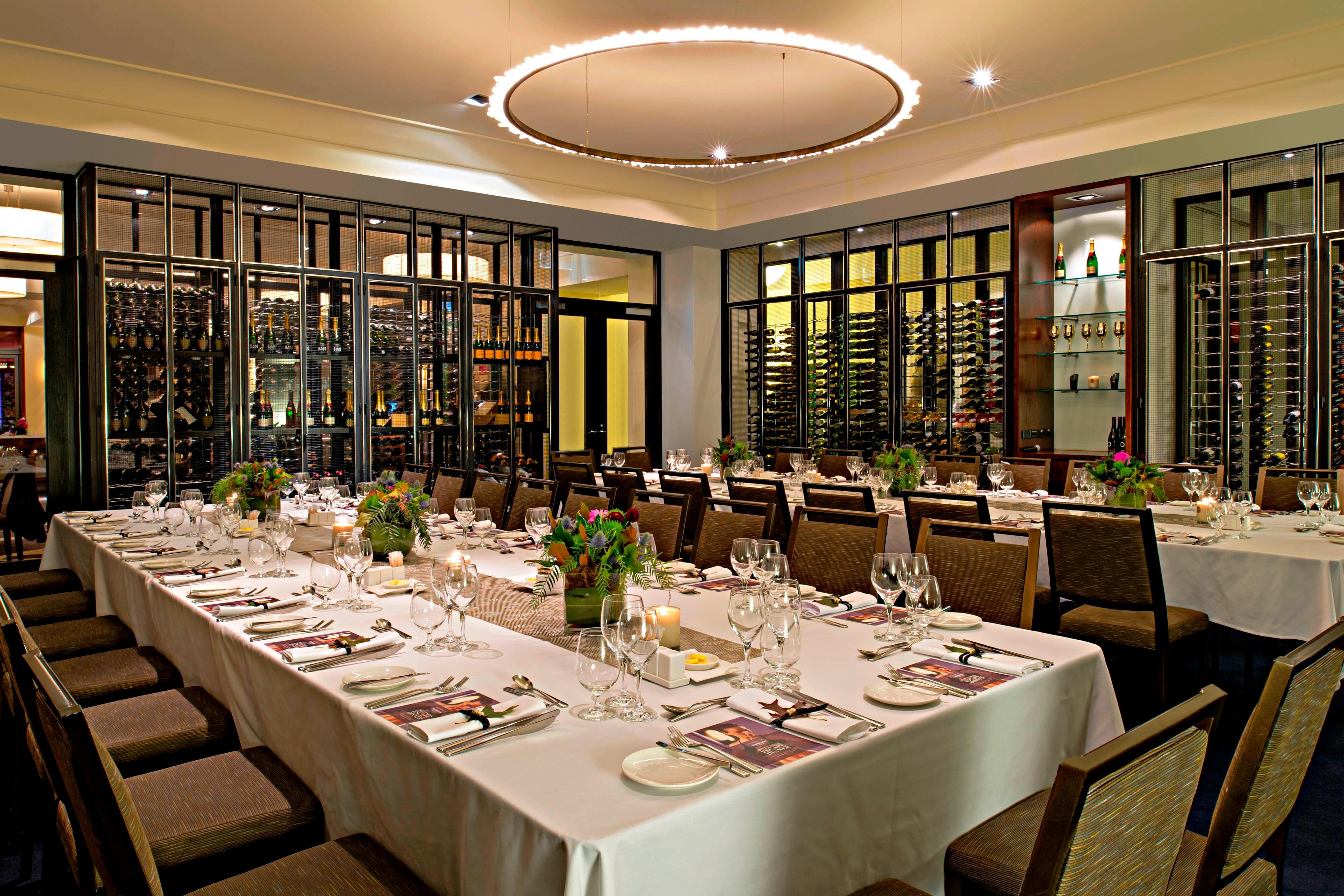 Banquet table