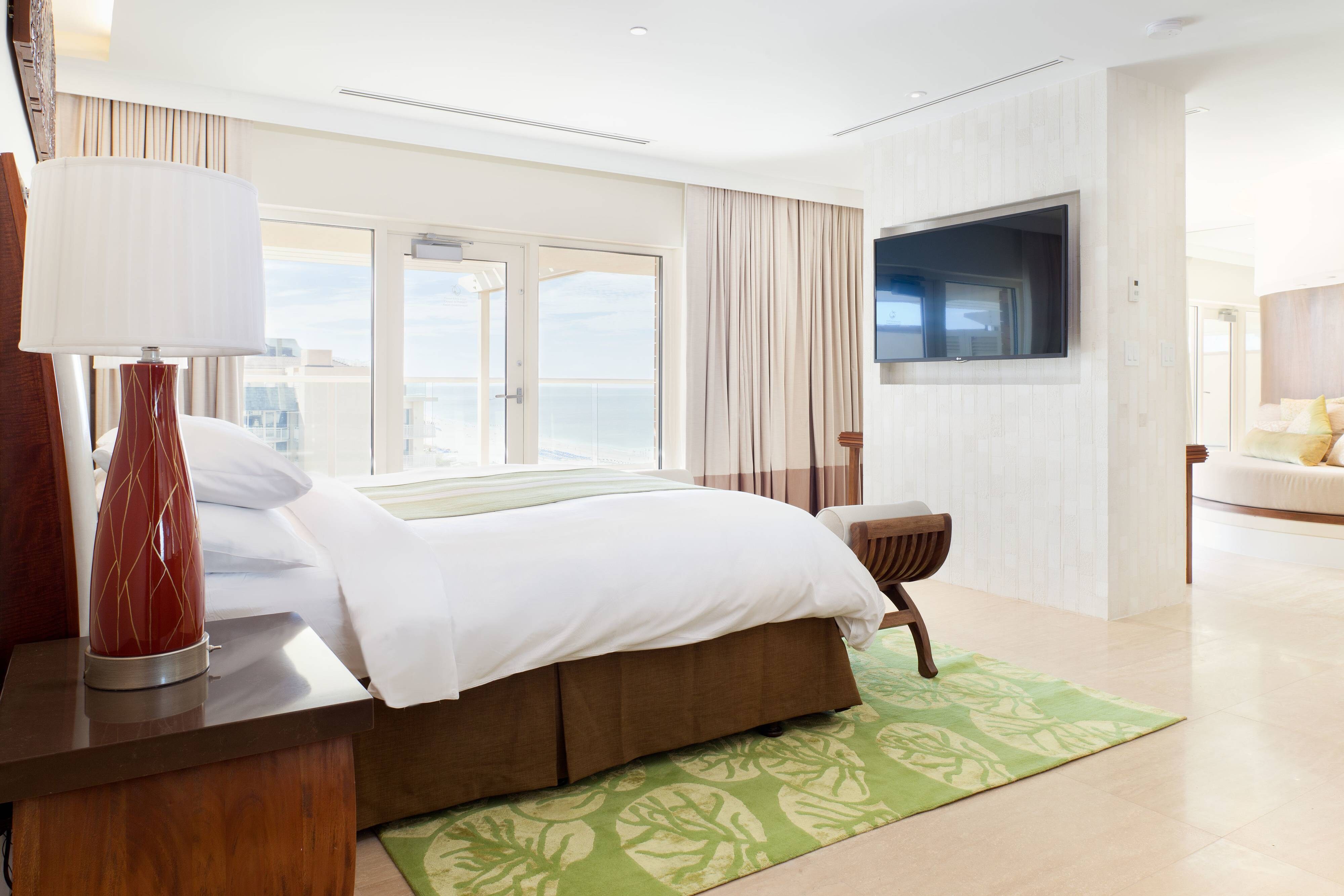 Oceanfront suite living room