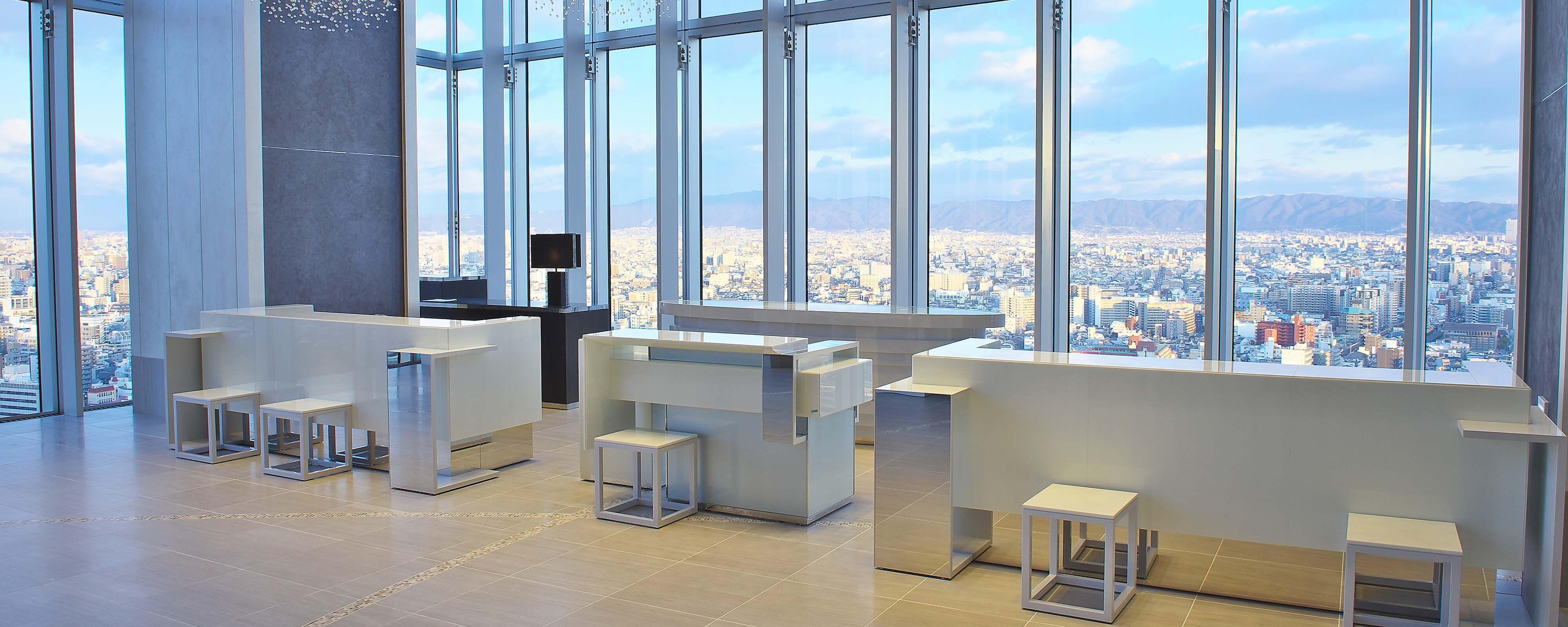 osamc-desk-0012-hor-pano.jpg
