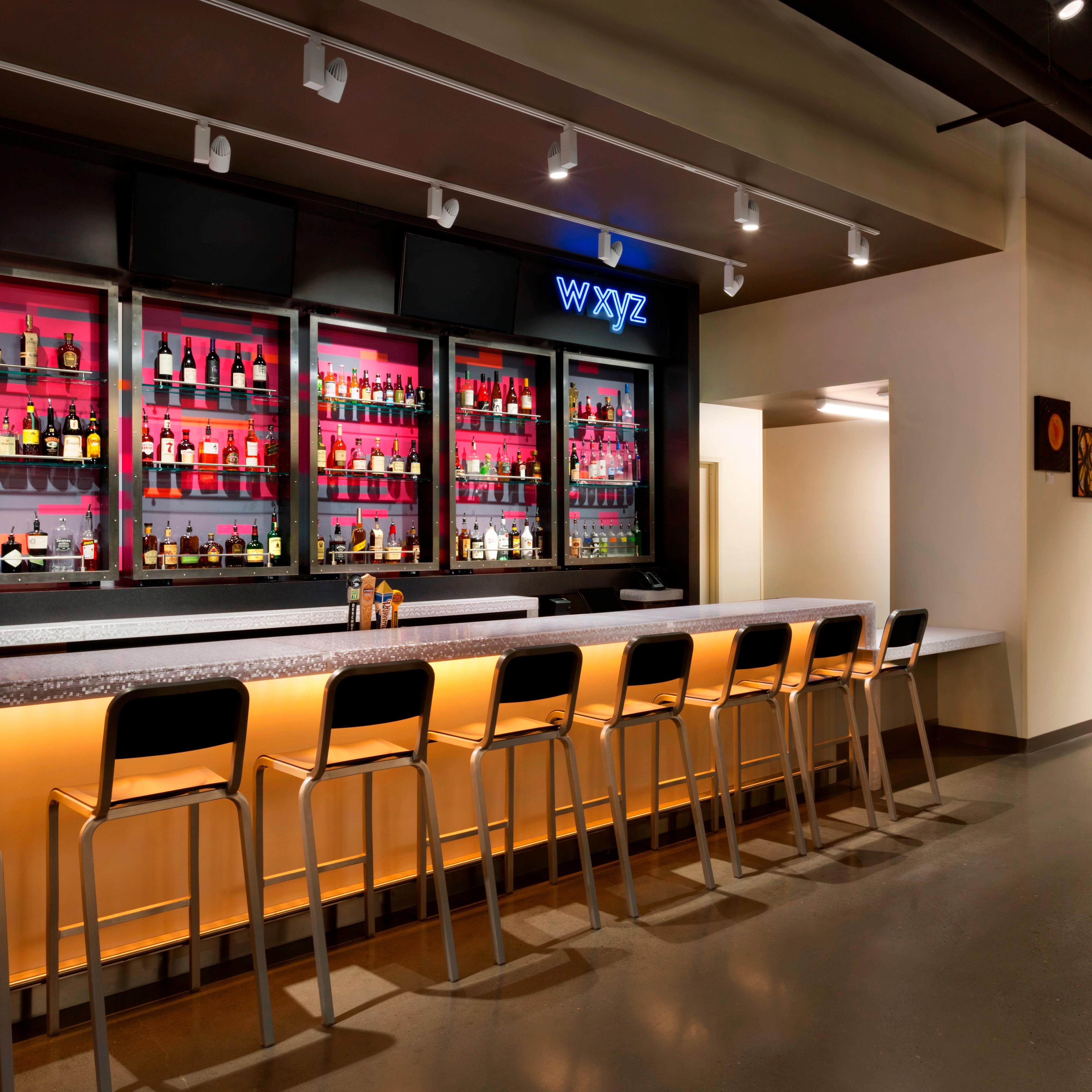 W XYZ® Bar | Hillsboro Restaurant | Marriott Bonvoy