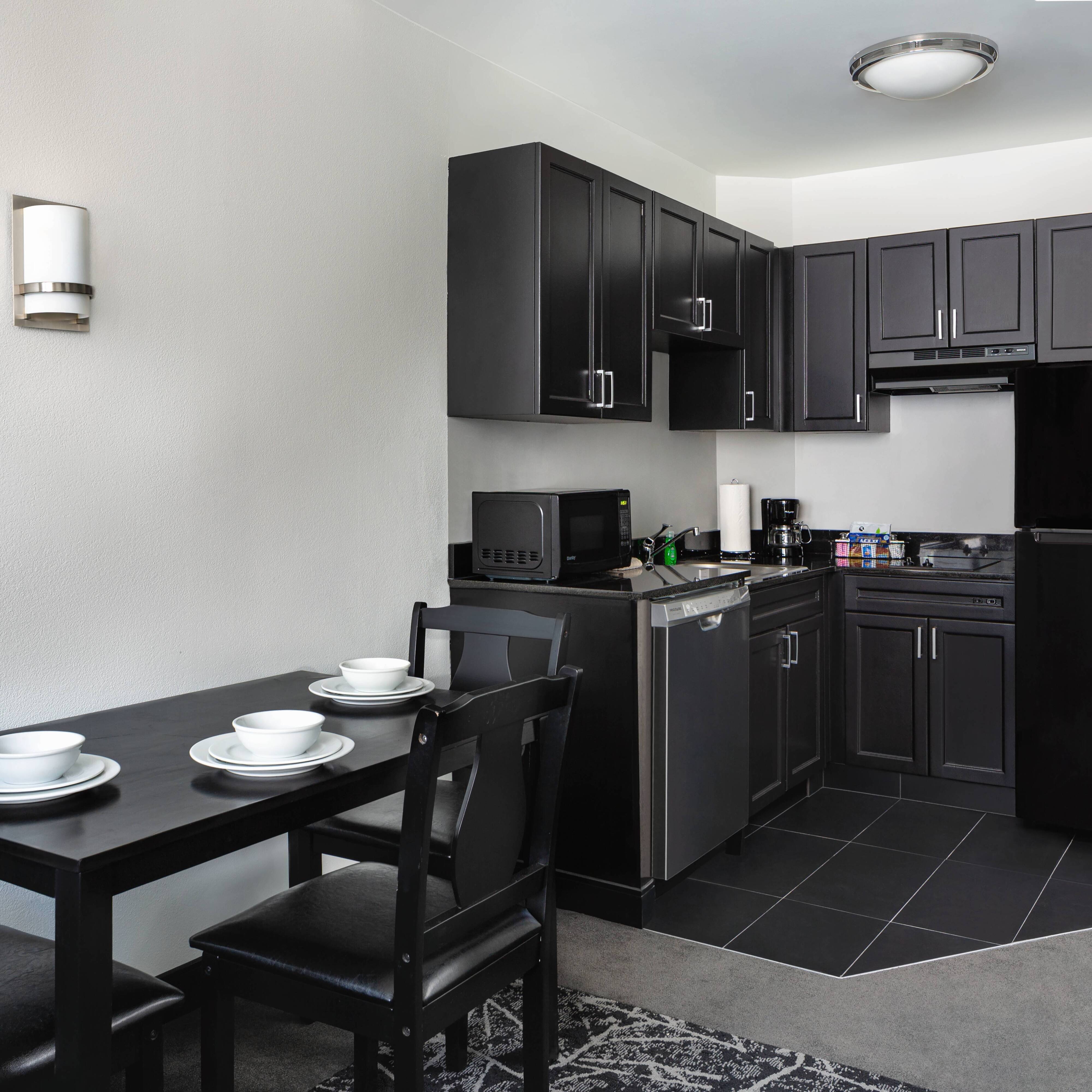 Suite Kitchen – Fully Equipped