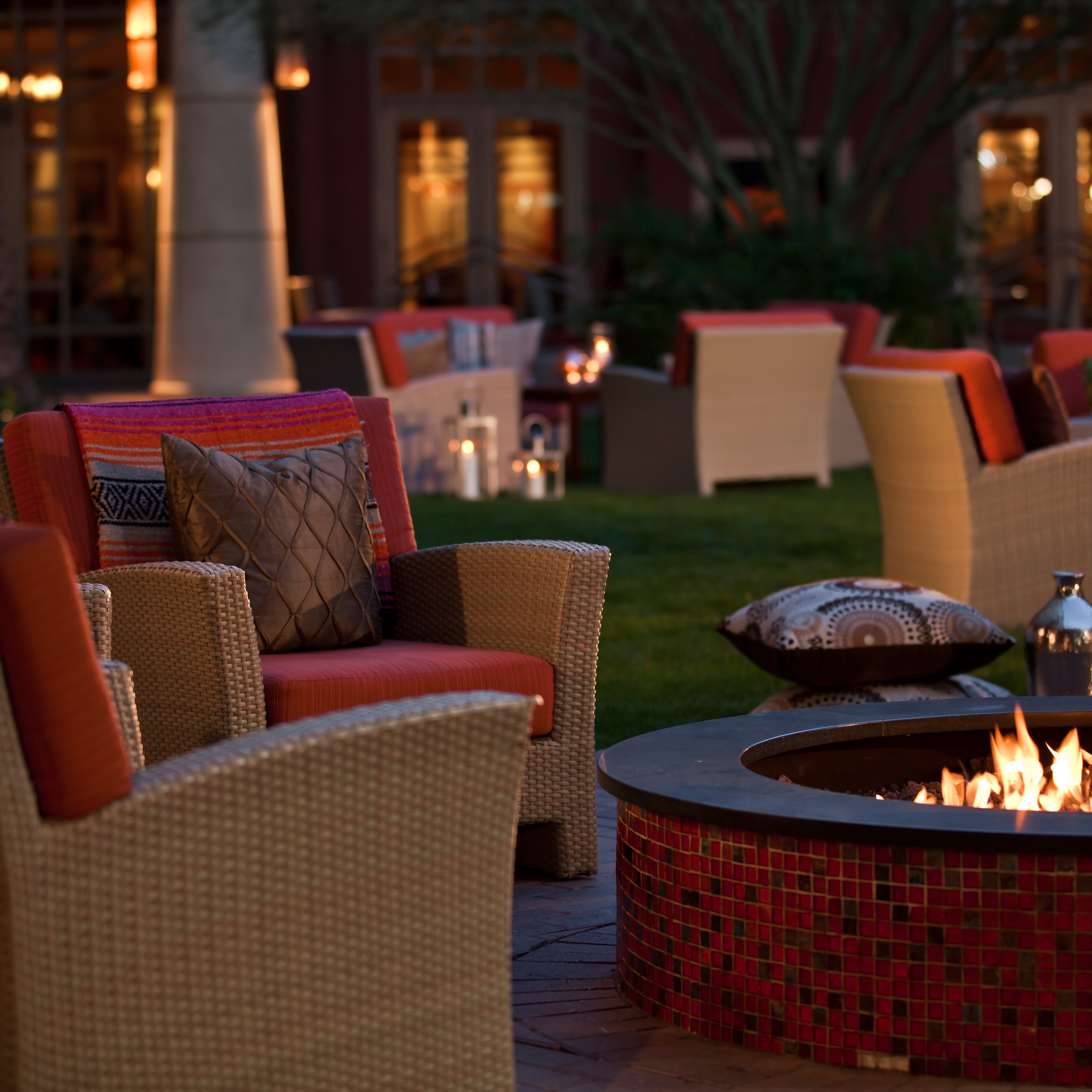 Courtyard firepit