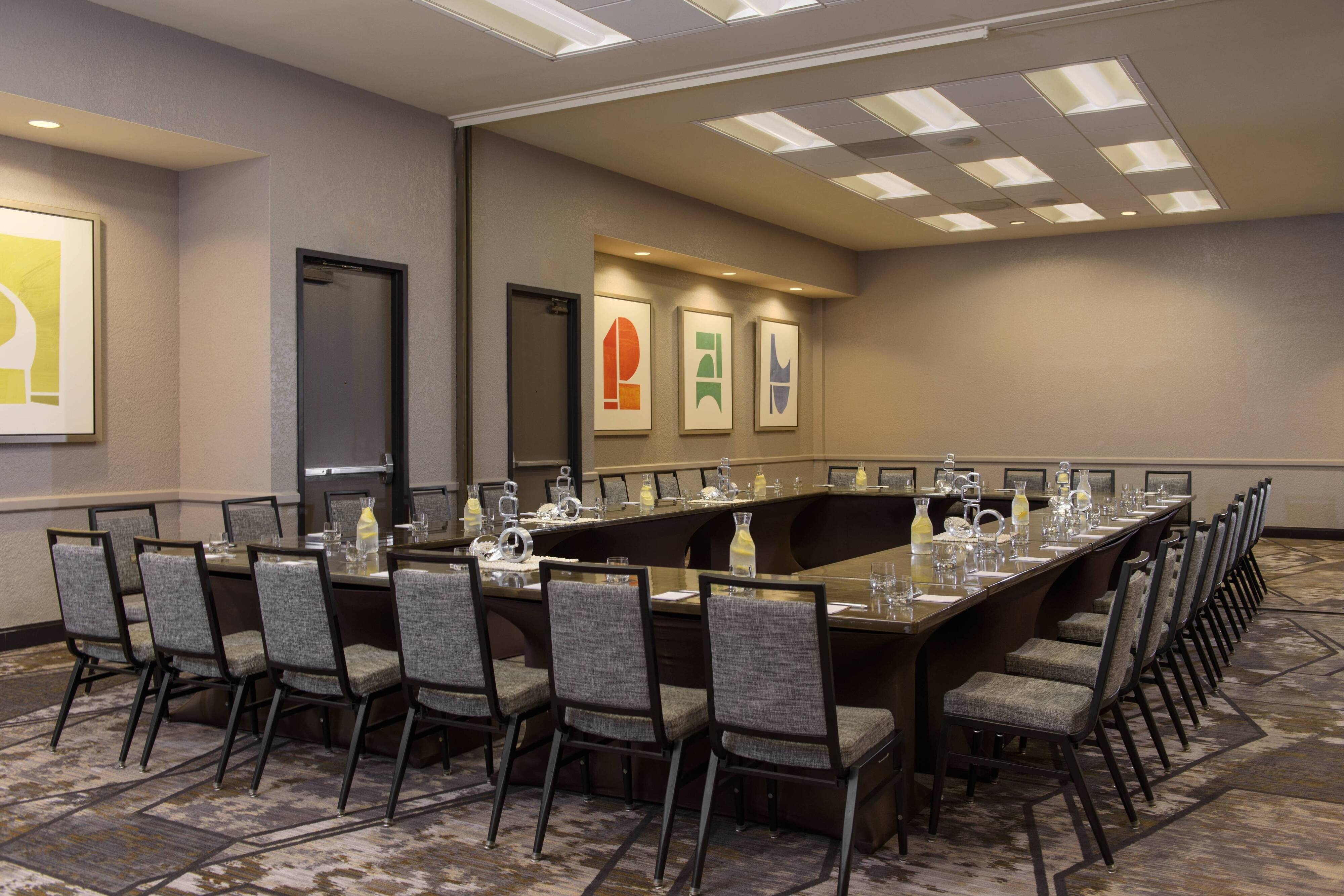 Hollow square meeting room