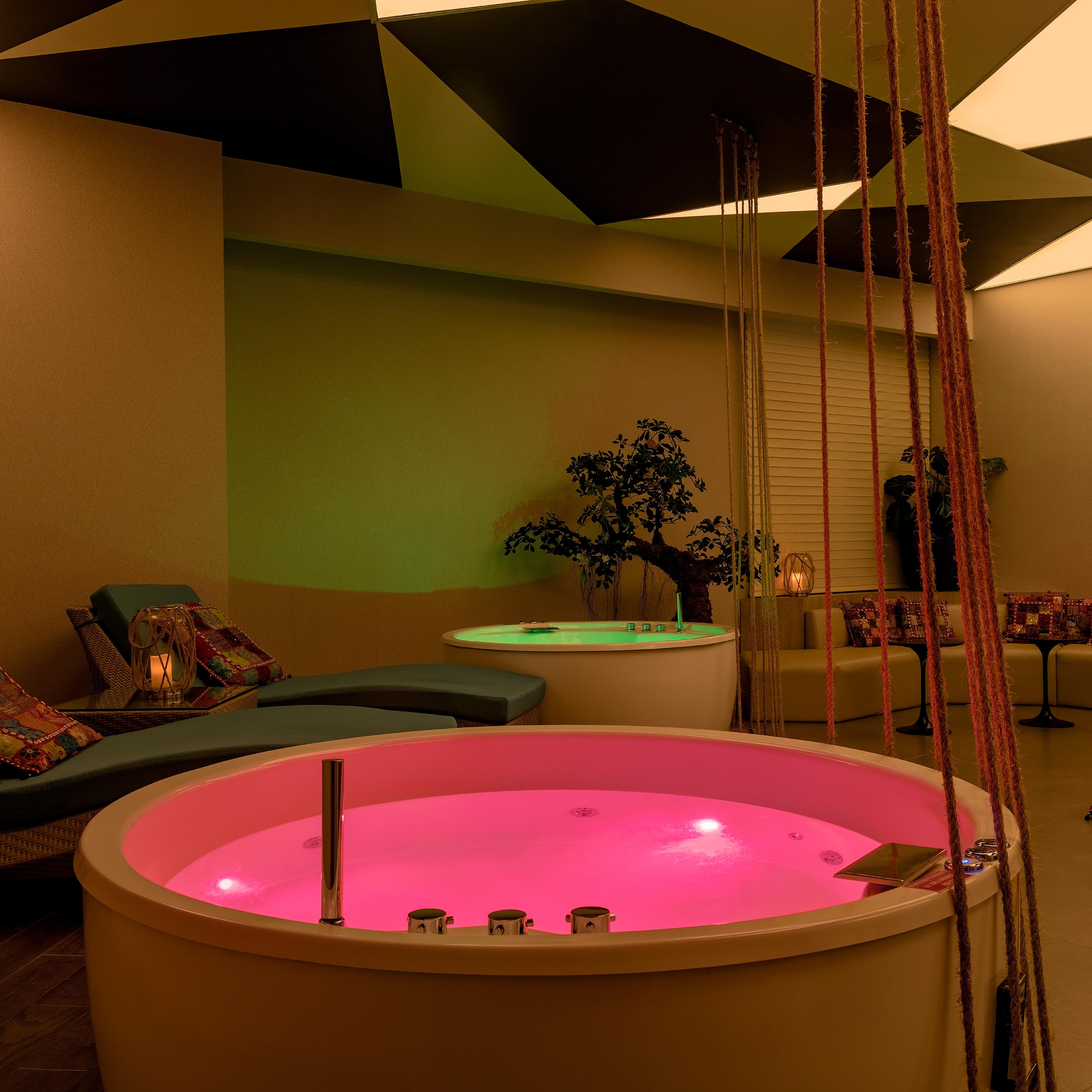 Jacuzzi at W Panama Away Spa