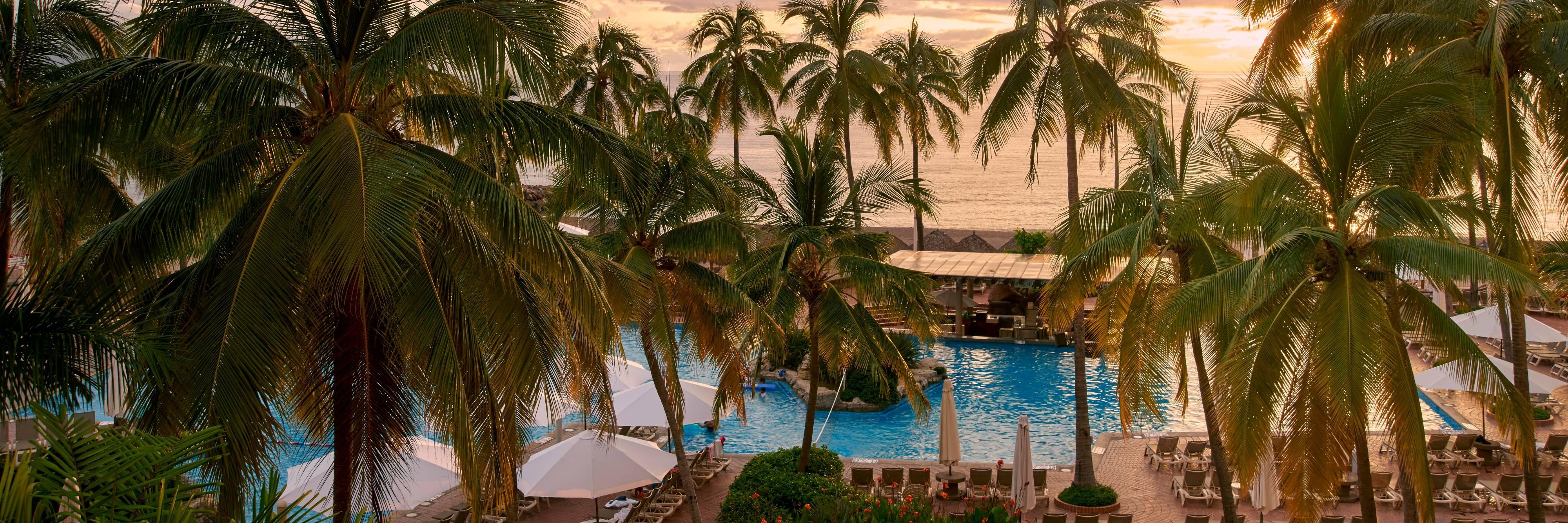 Outdoor swimming pool