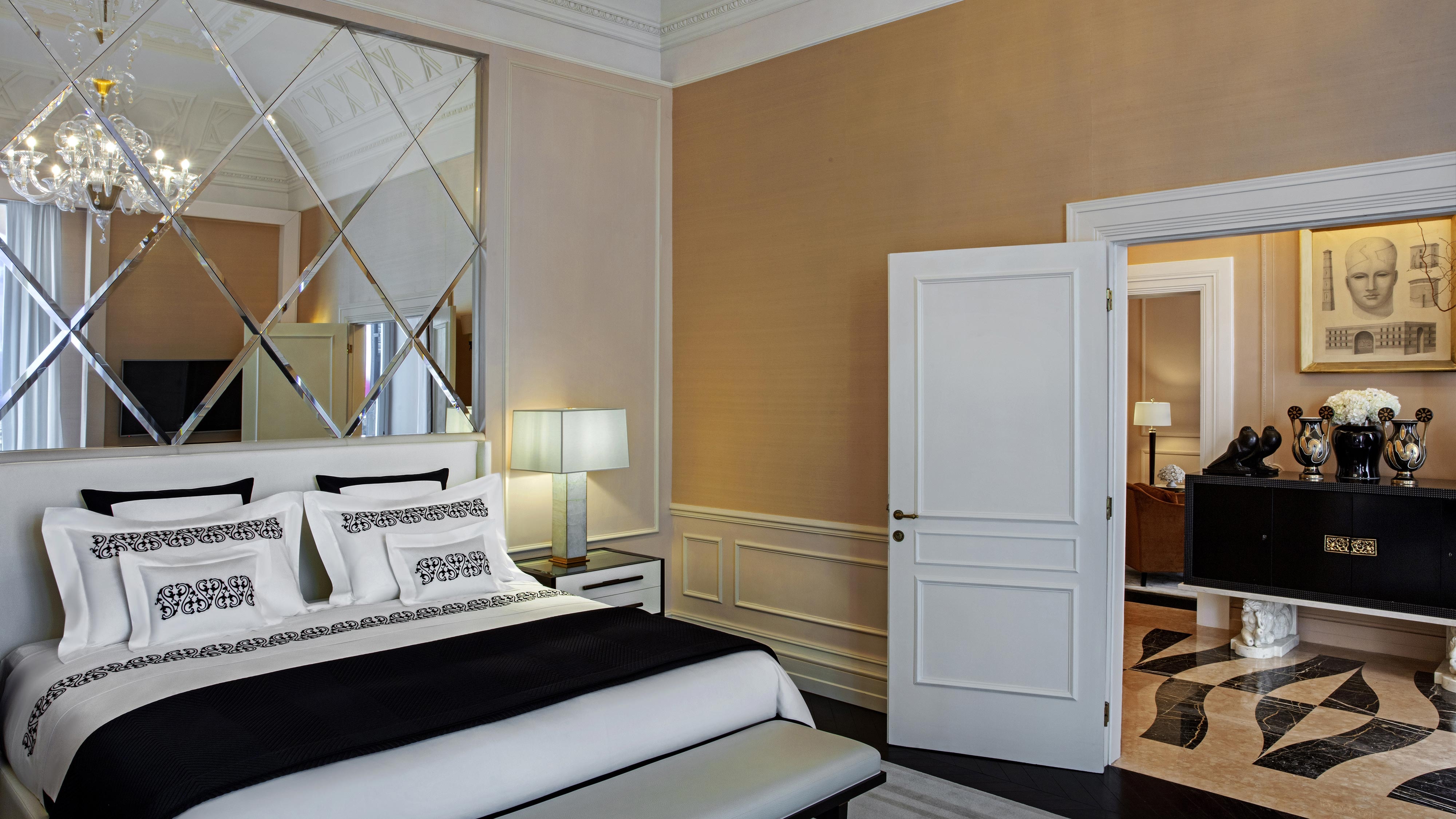 Suite Presidential, dormitorio King