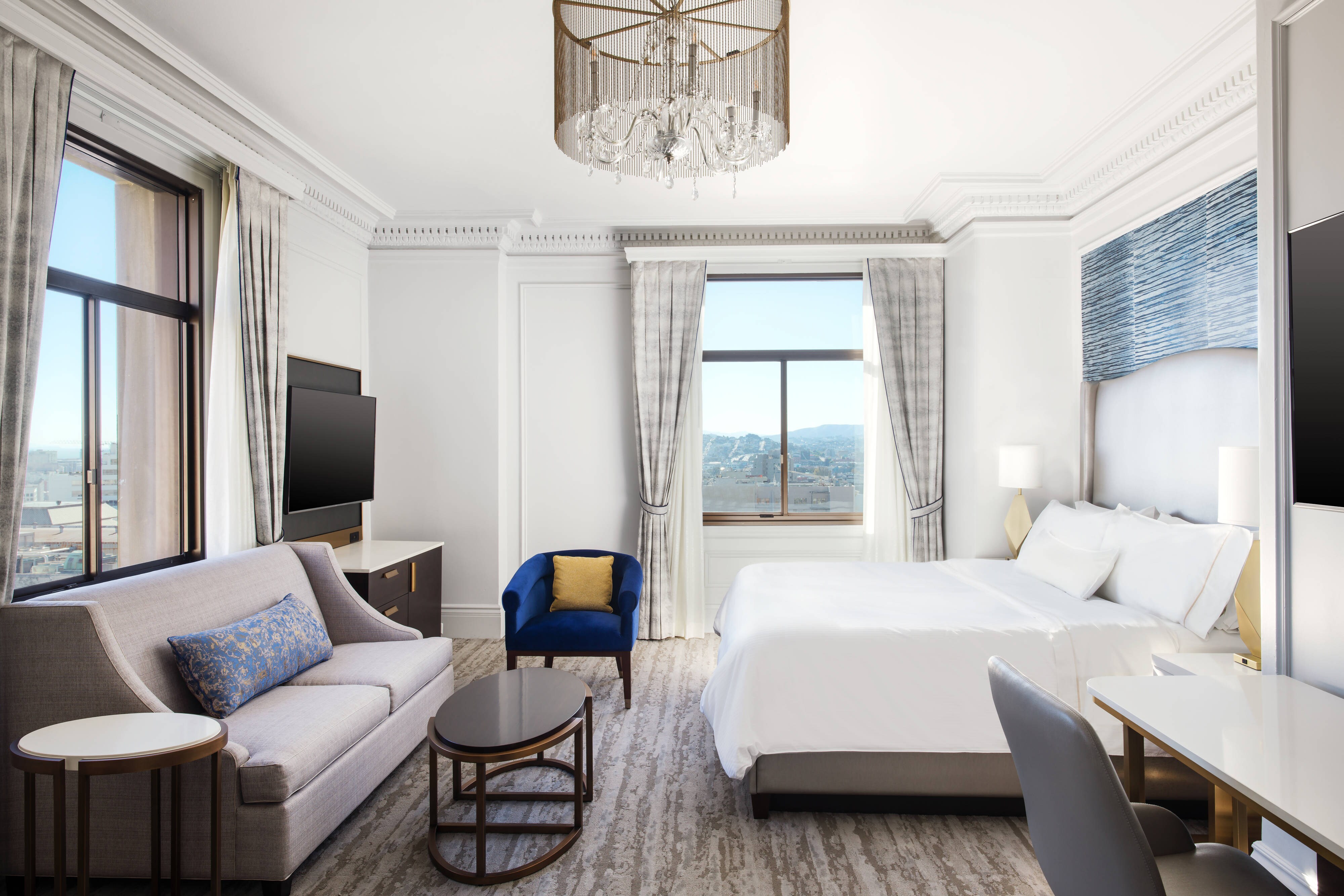 a king bed guest room