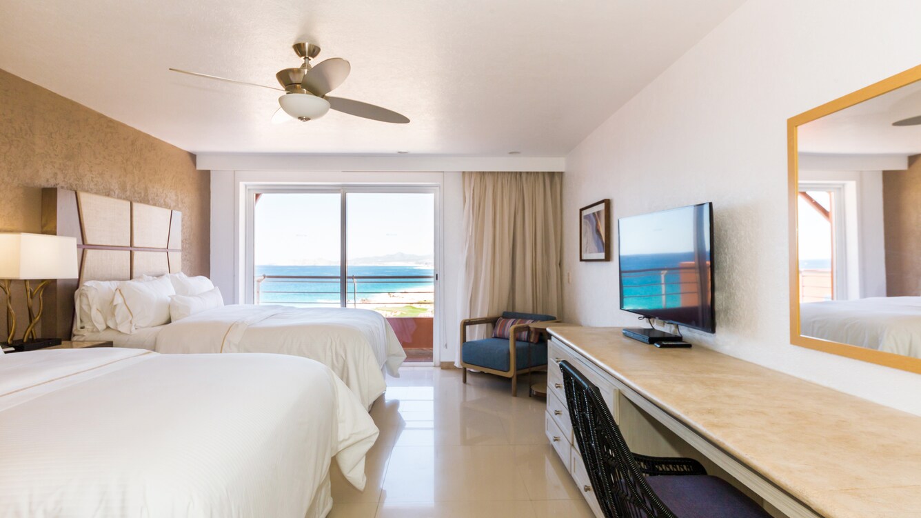 Baja Point Queen/Queen Guest Room