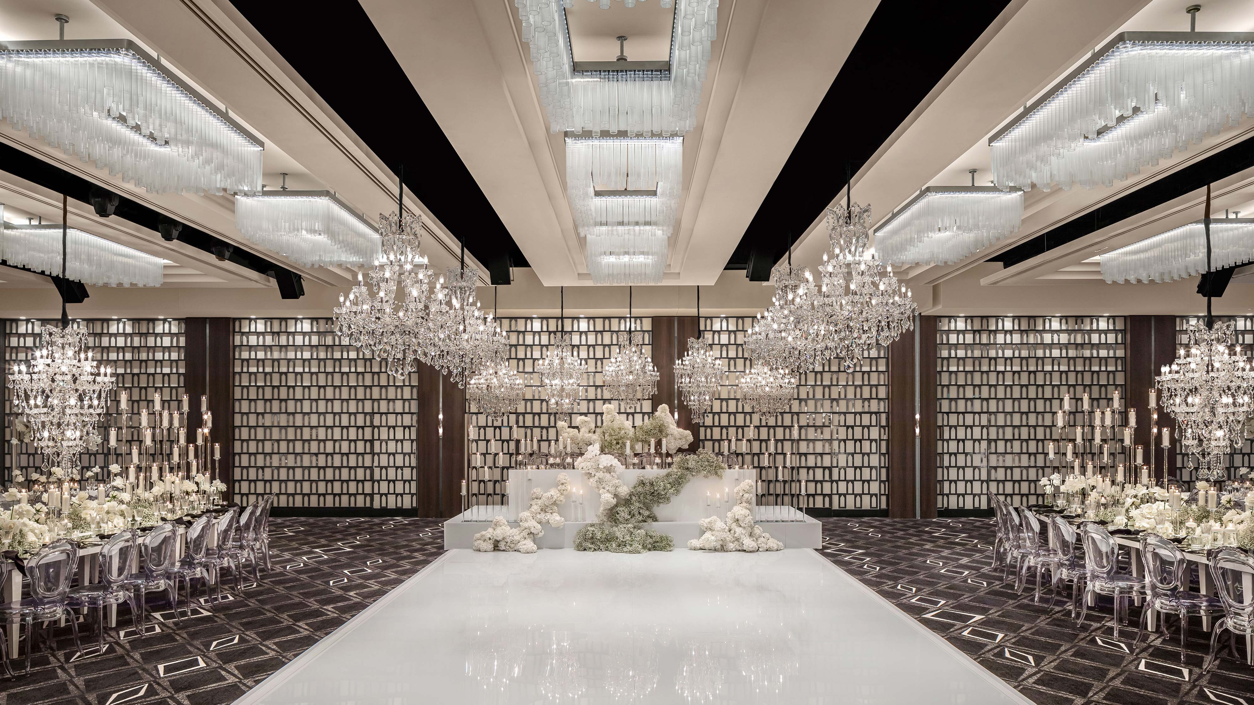 Grand ballroom wedding reception