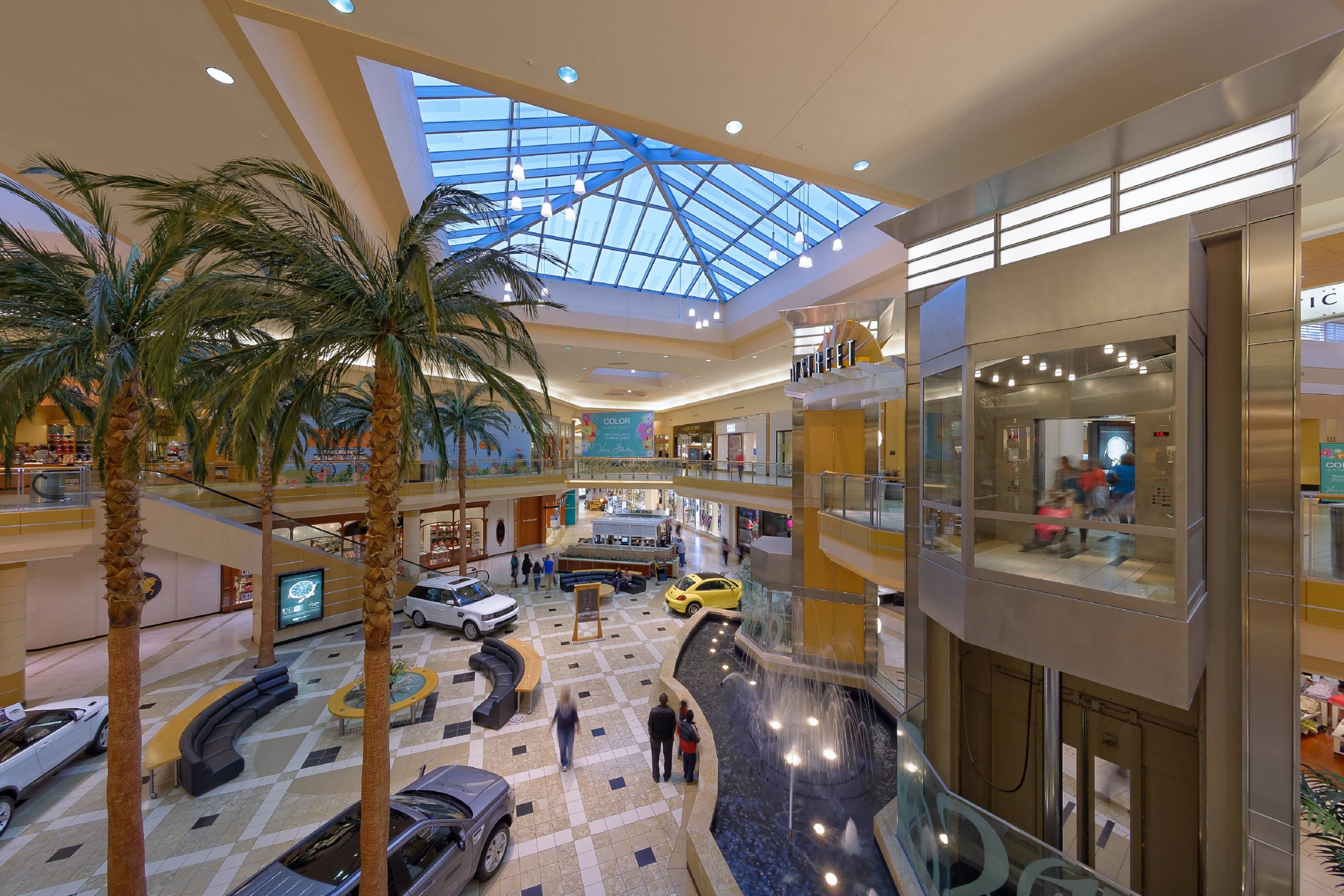 International Mall Tampa Renaissance Tampa International Plaza Hotel