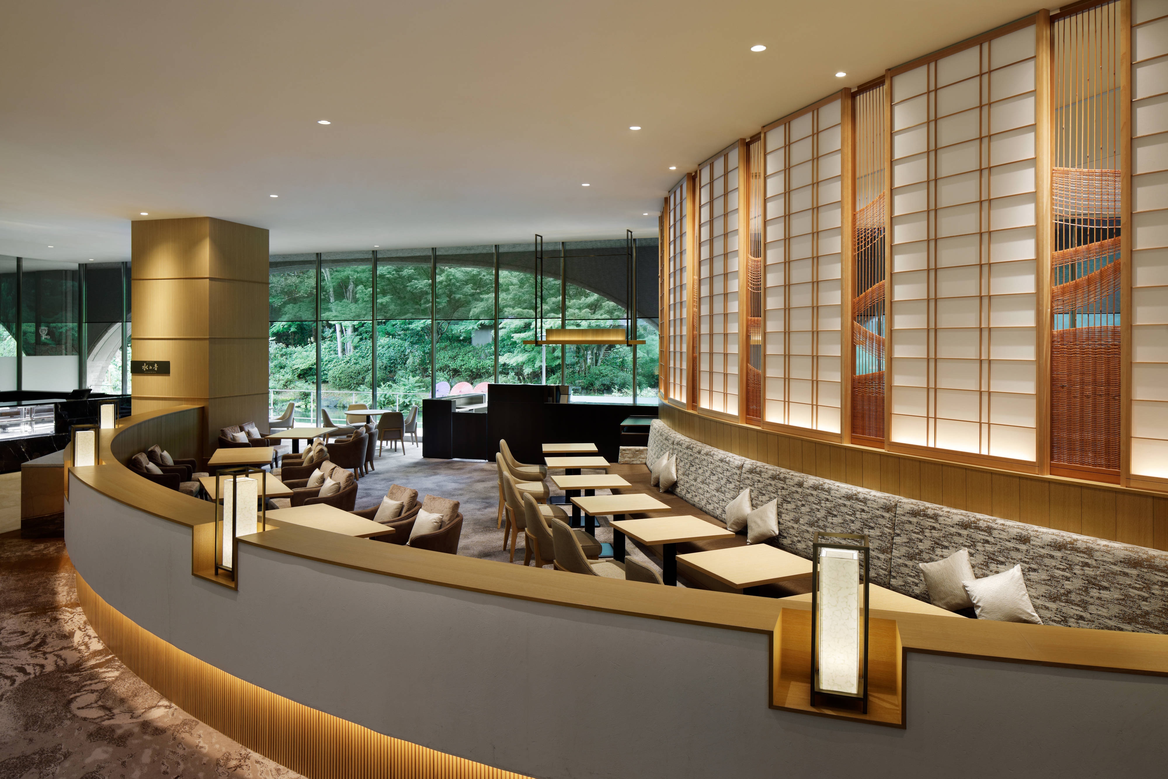 Lobby lounge