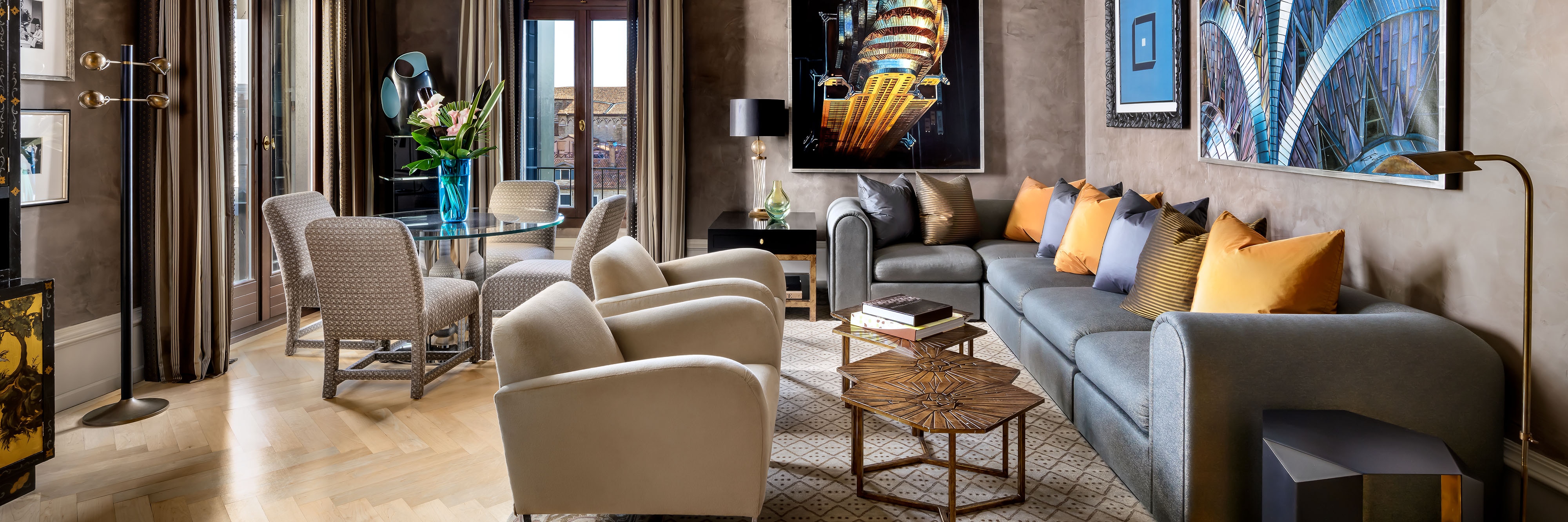Guest suite seating area with sofa