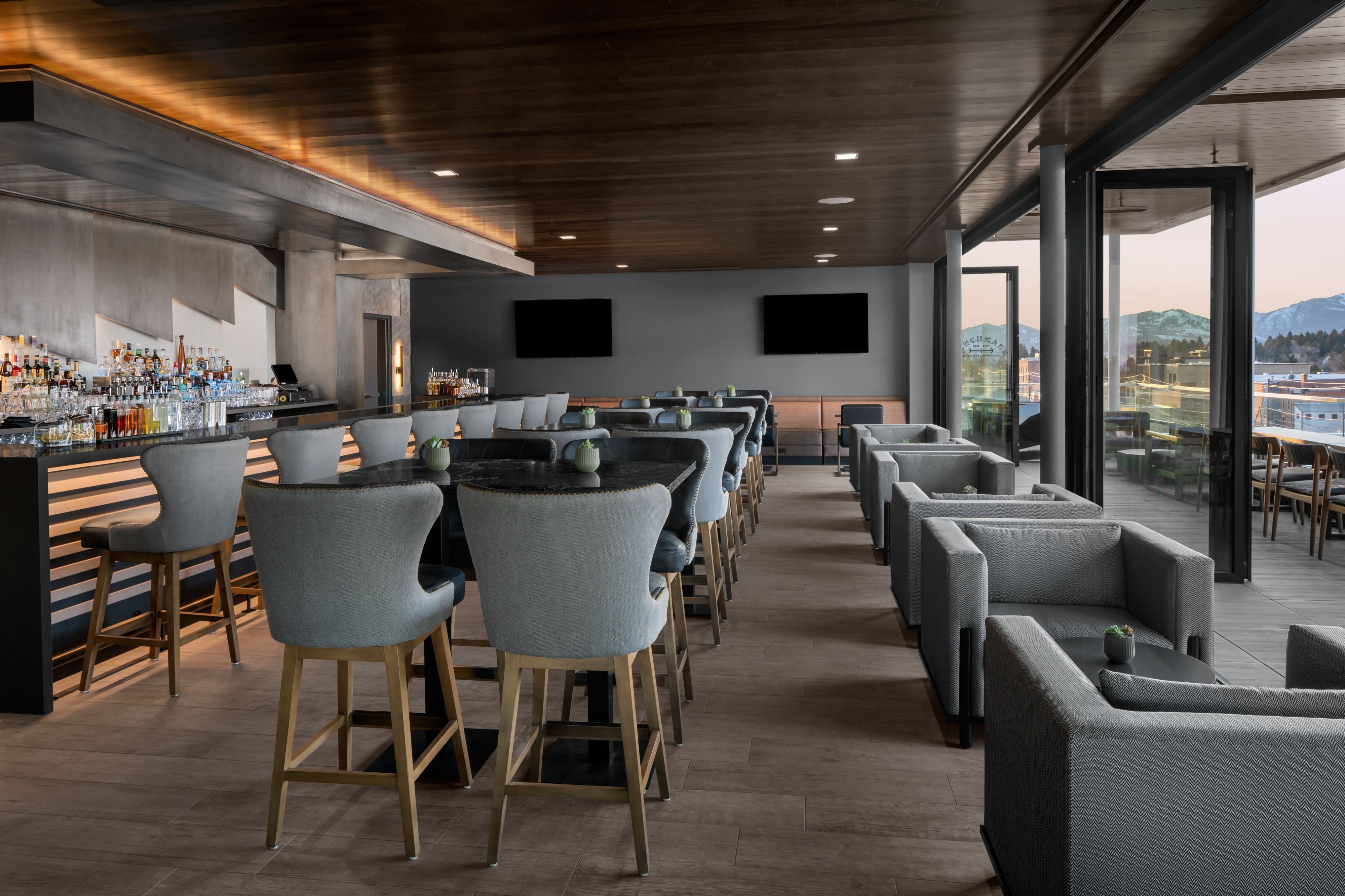 Rooftop Lounge