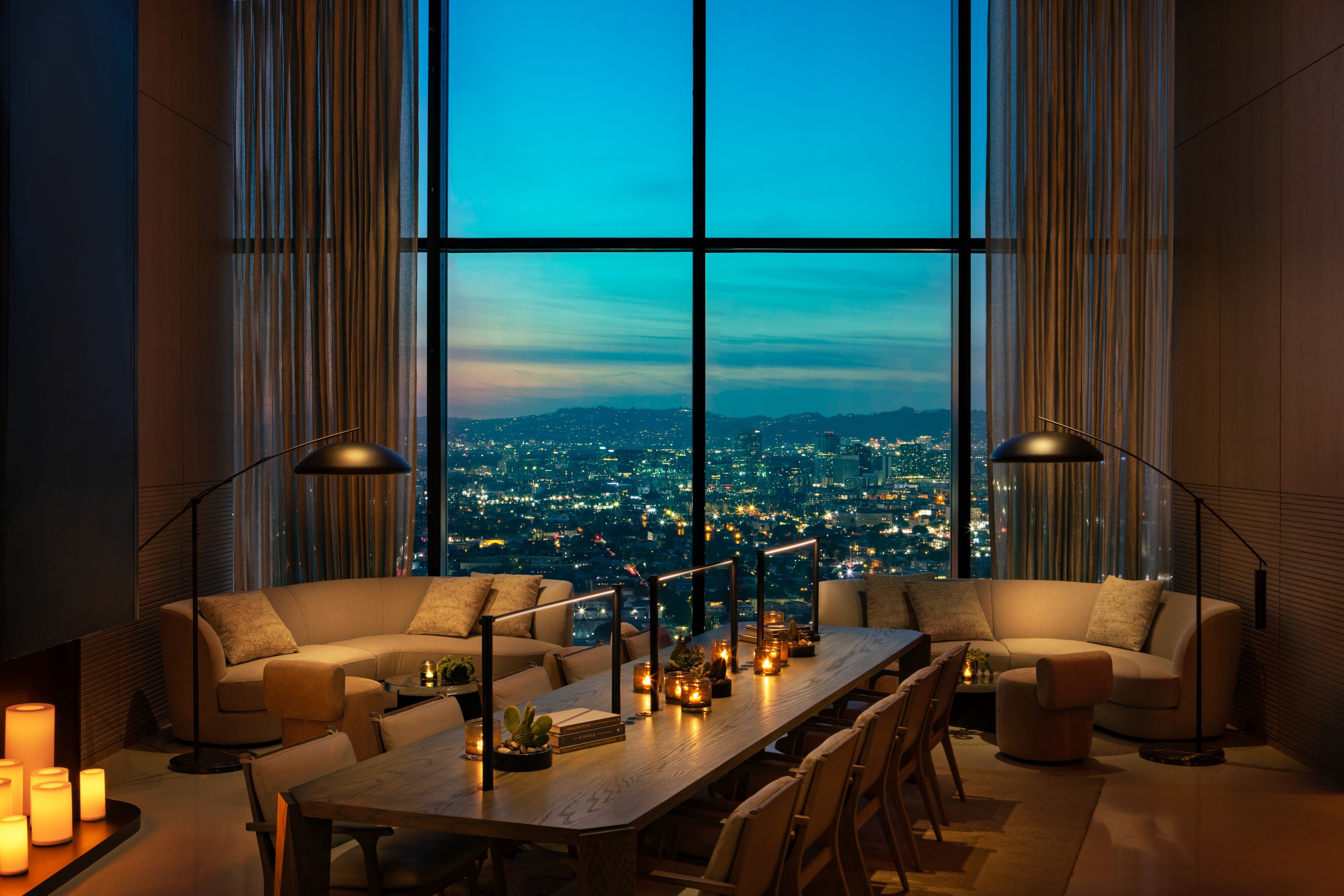 hotel library, table, chairs