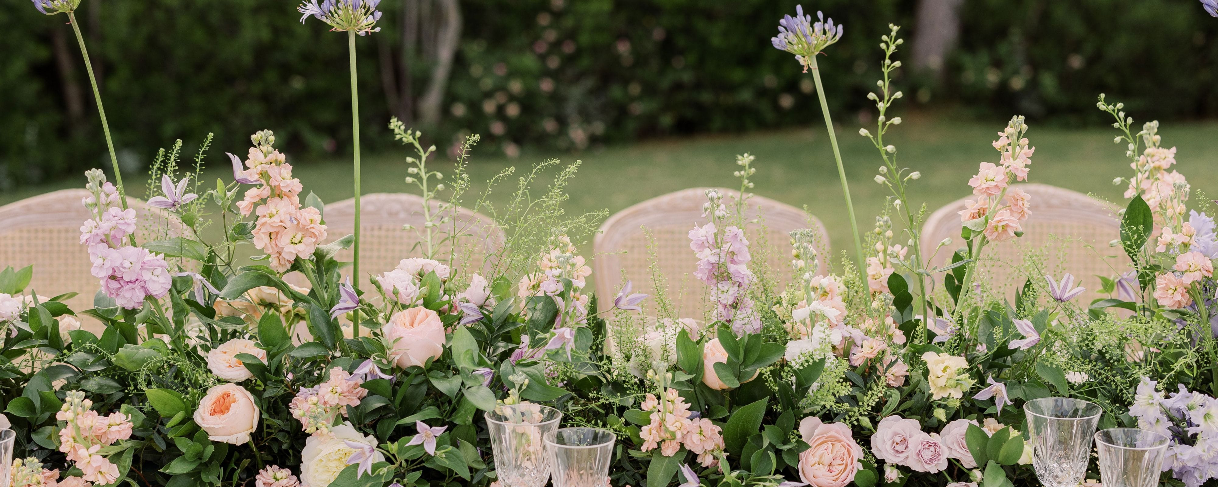 Outdoor wedding table