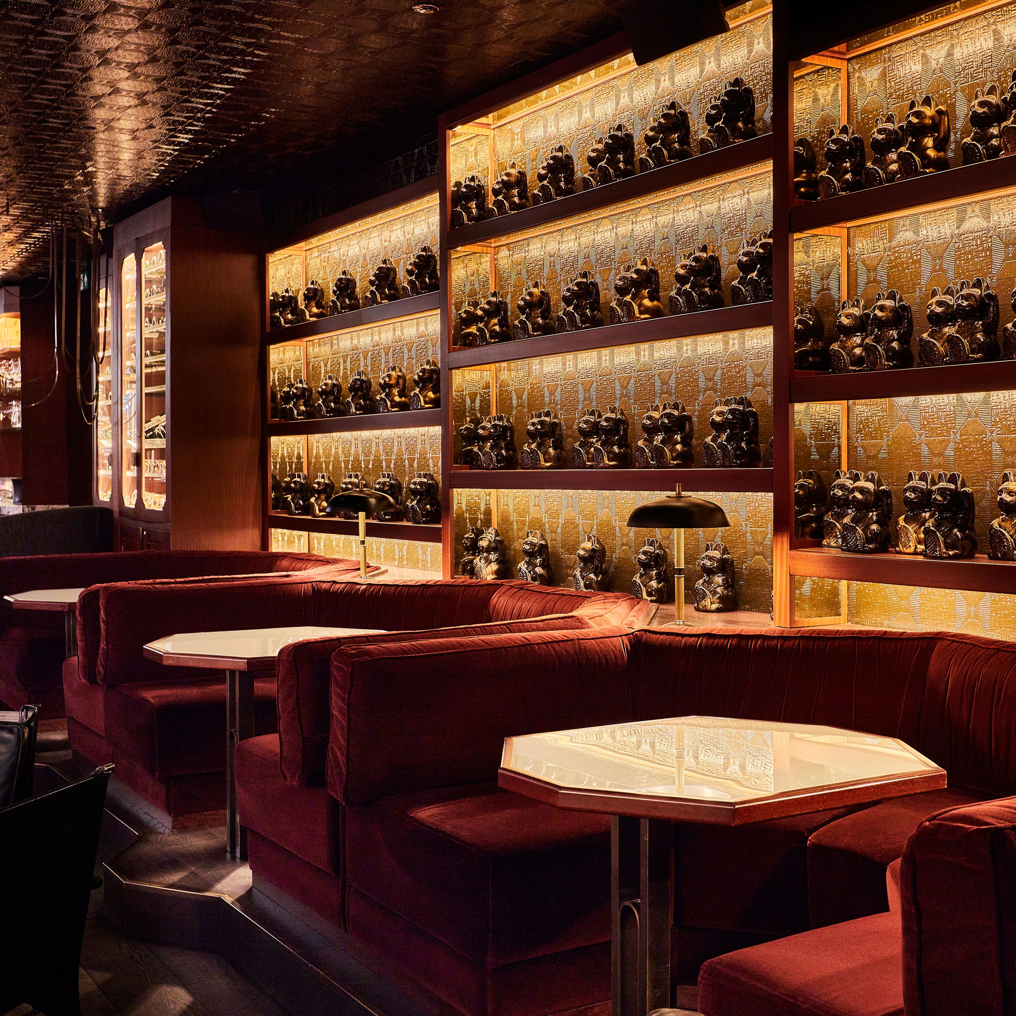 Restaurant dining room