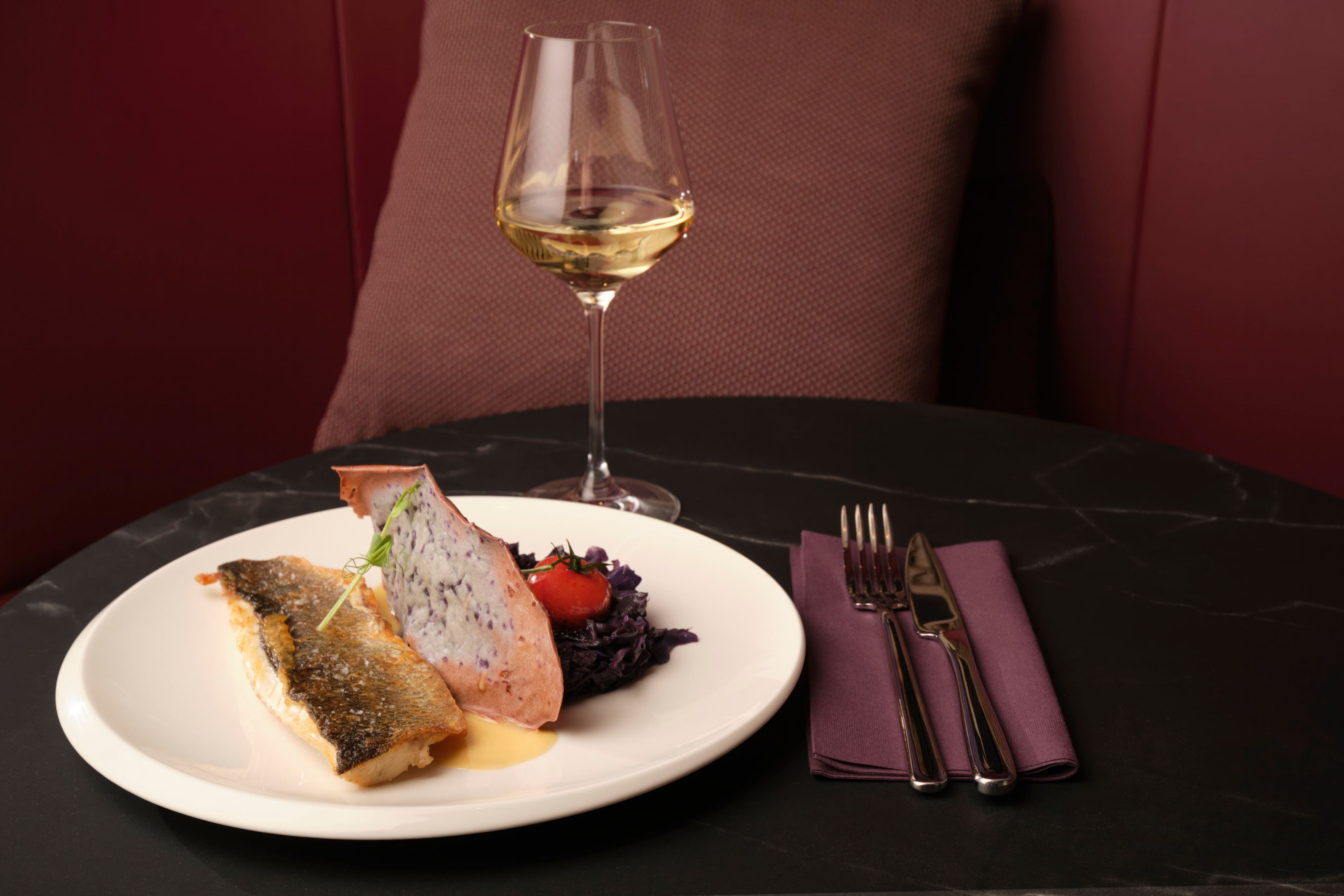 Bistrot 51 Moxy Paris Val d’Europe Marriott Bonvoy Home page