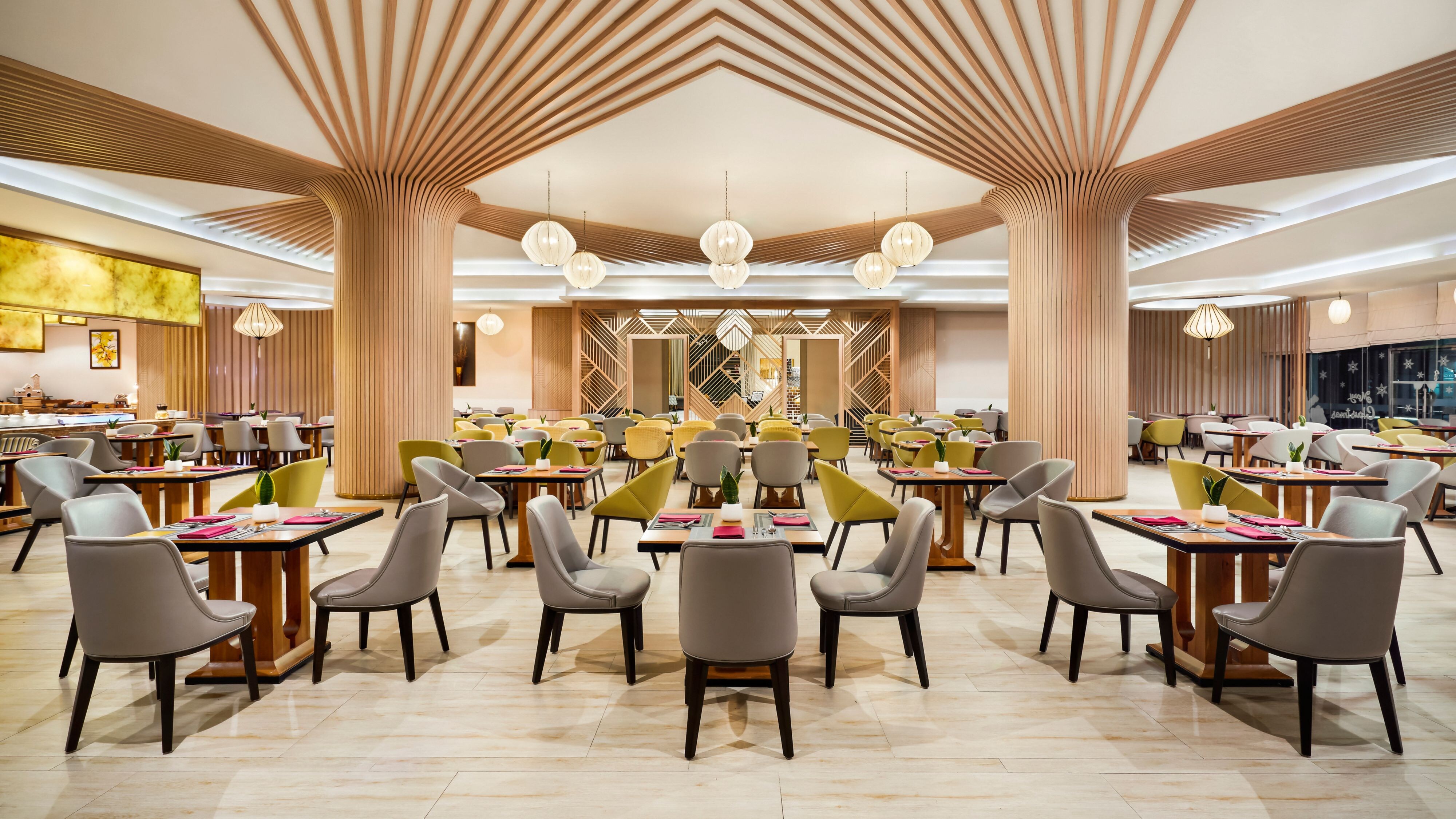 Mekong restaurant top