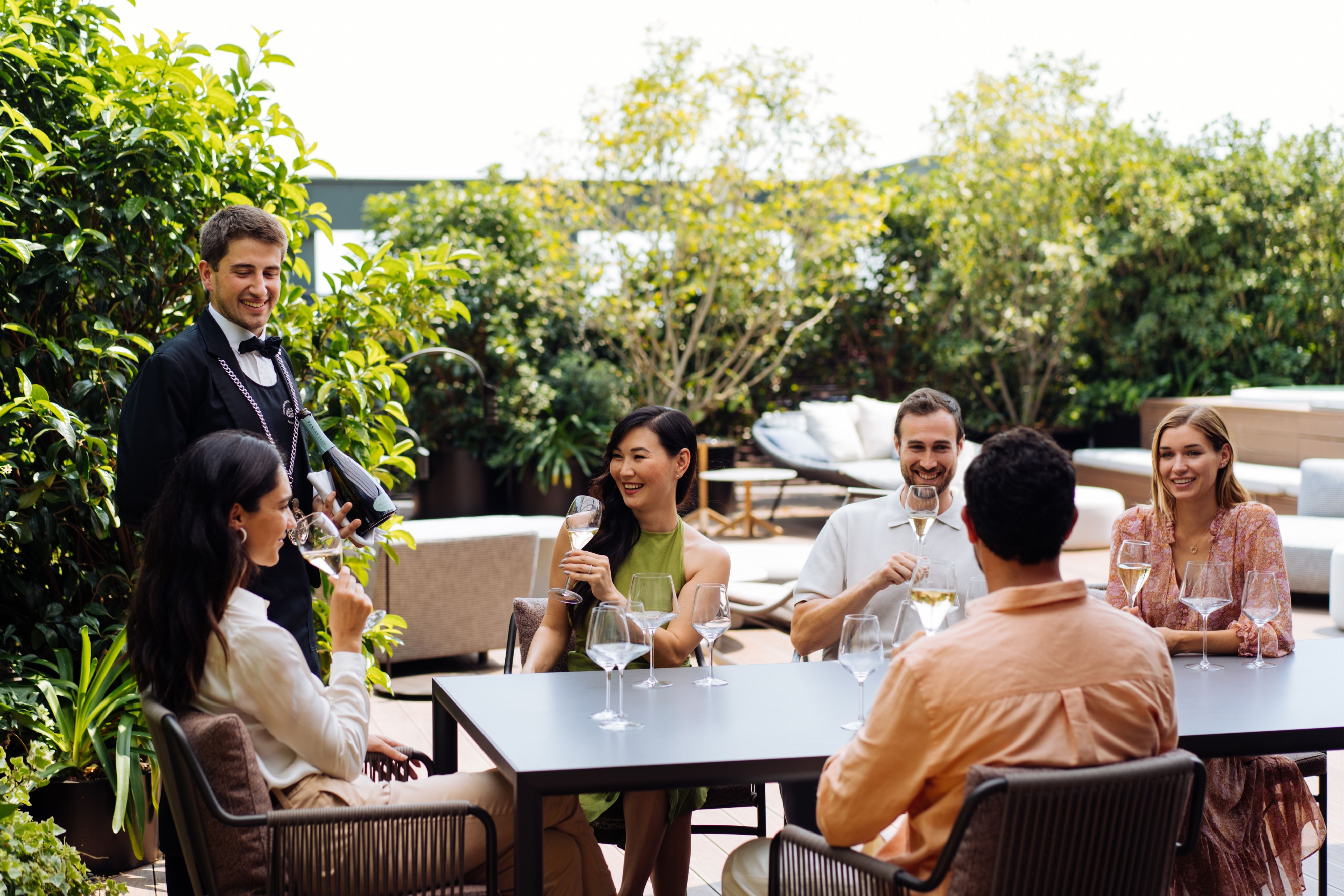 Al fresco dining