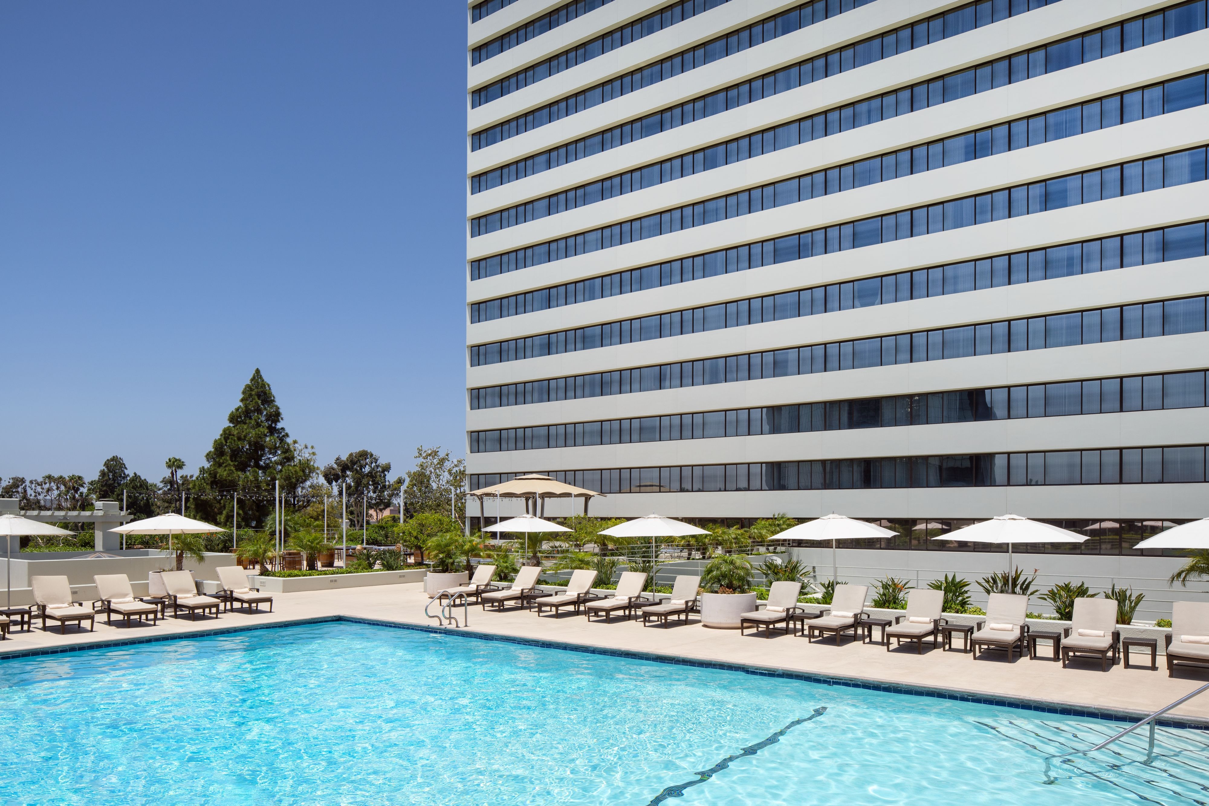 Outdoor swimming pool